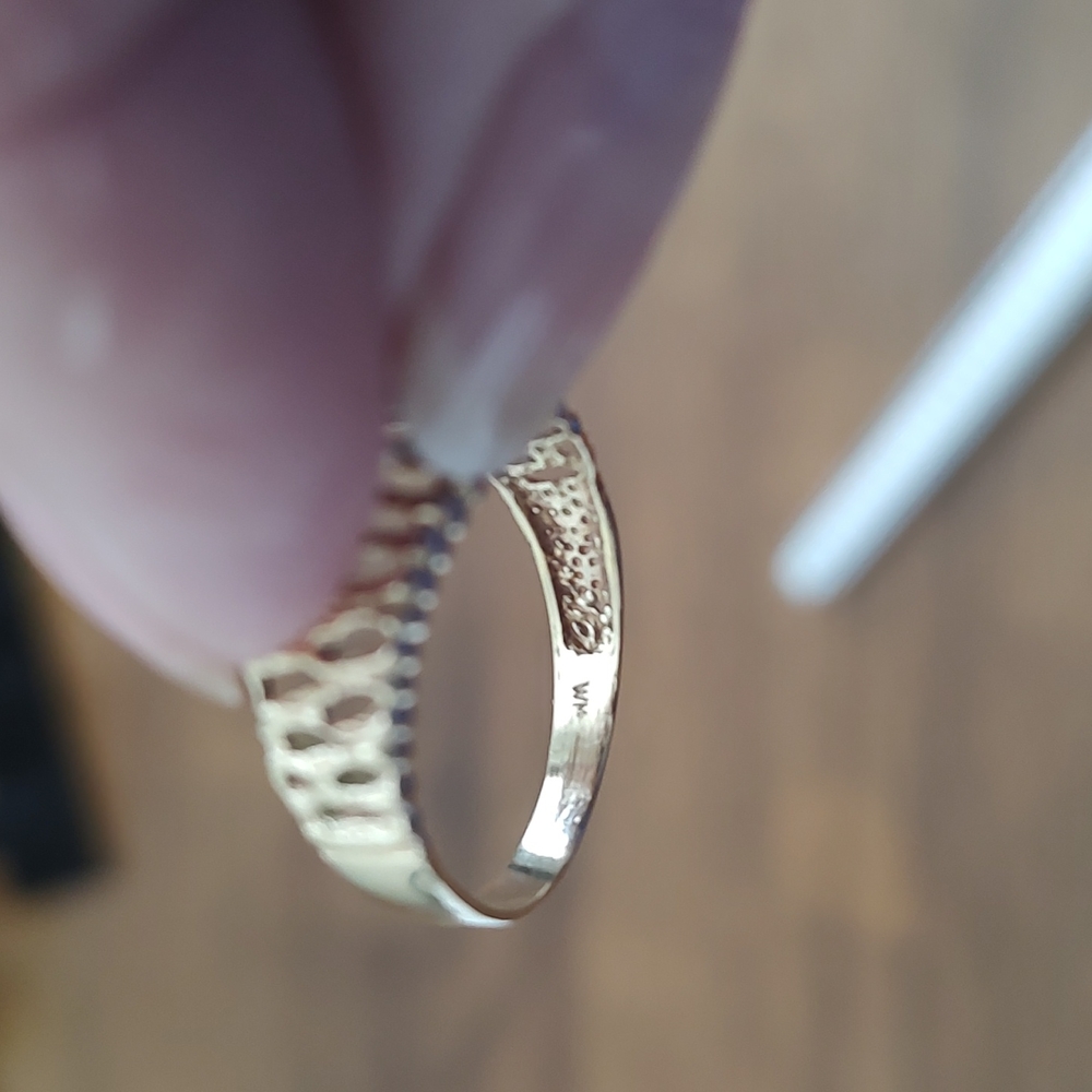 I0k Solid Yellow Gold Diamond Ring - image 8